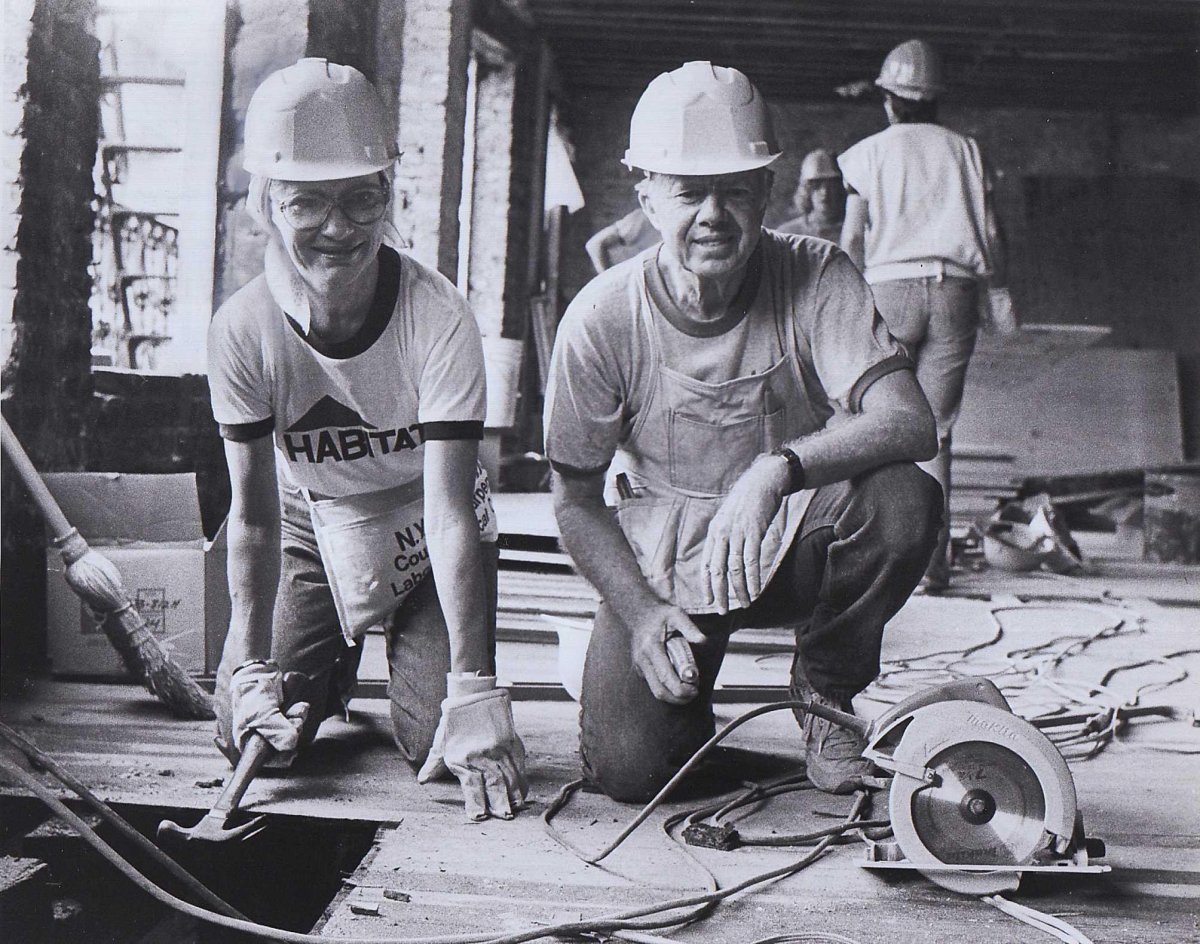 Resident of East Village home that Jimmy Carter helped restore weeps with gratitude for late president and humanitarian 2 Jimmy Carter and Rosalynn Carter working to restore East Village building