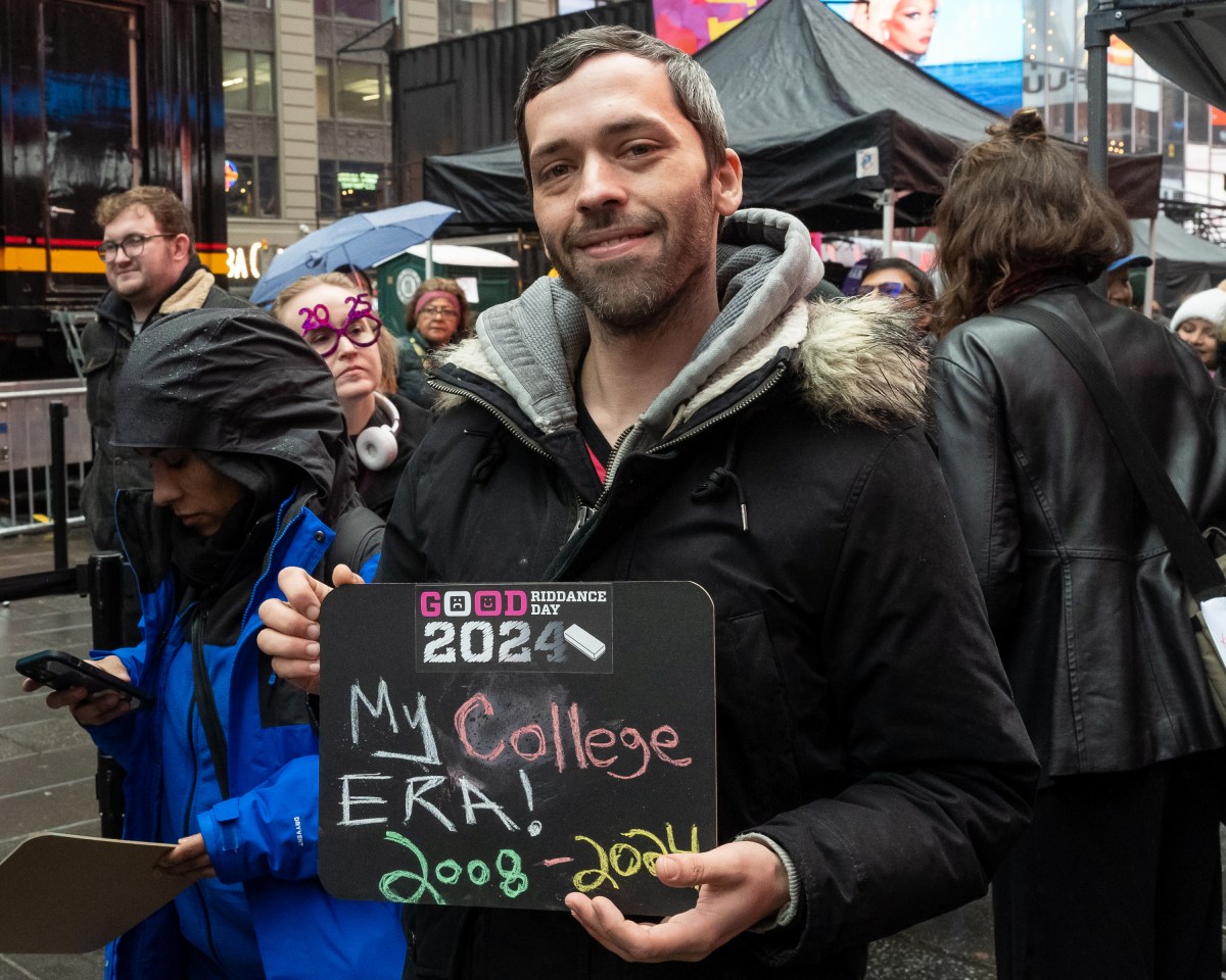 Good riddance! New Yorkers and tourists in Times Square say goodbye to problems of 2024 ahead of new year 5