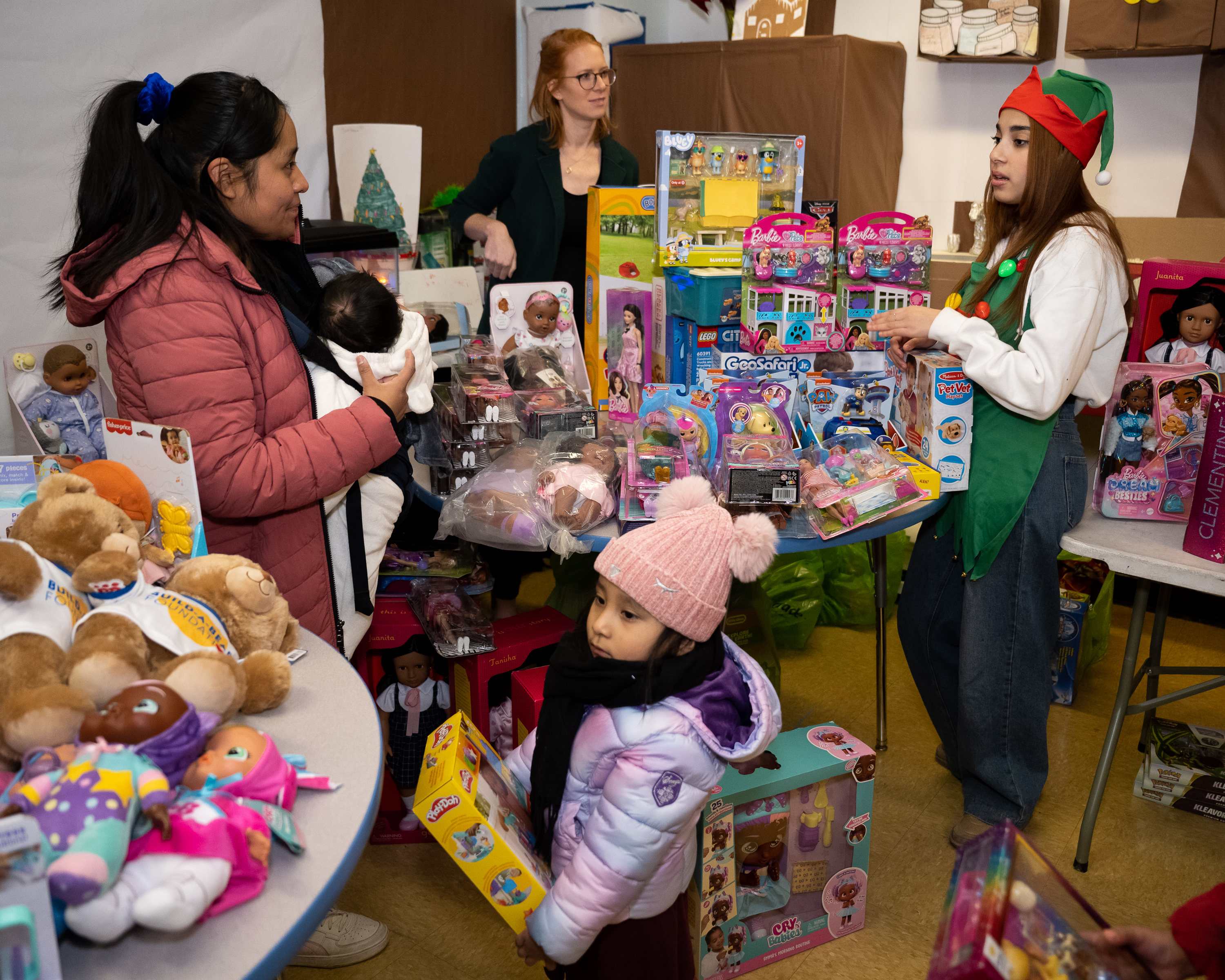 Hamilton Heights toy store offers magical holiday shopping