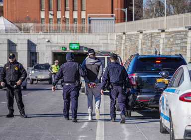 Man arrested during NYPD toll evasion operation amid congestion pricin
