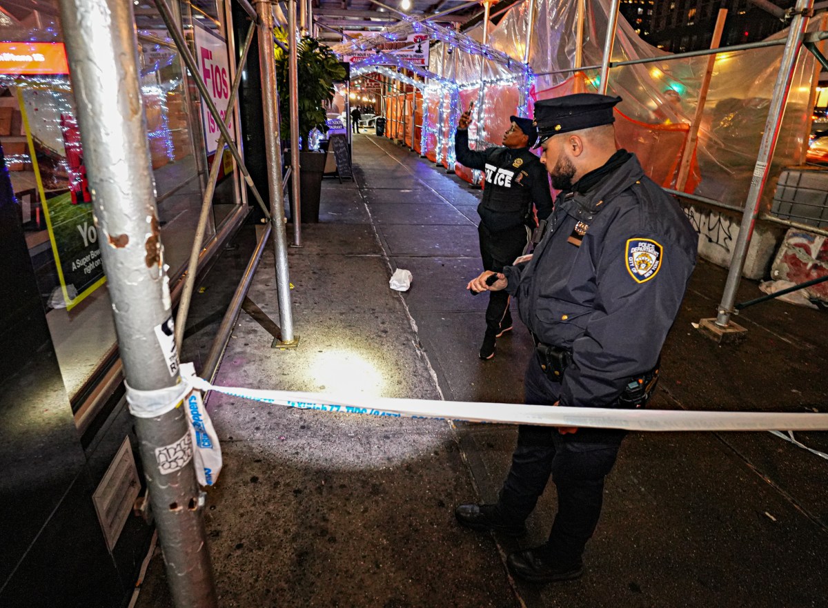 Lower East Side stabbing: Two suspects questioned in incident that left man dead, teen wounded 3