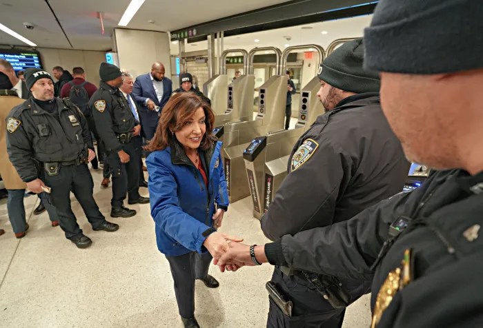 'Turning the tide': Subway fare evasion going down the drain with new preventative measures 2 Hochul credits the decrease to the new anti-fare evasion tactics.