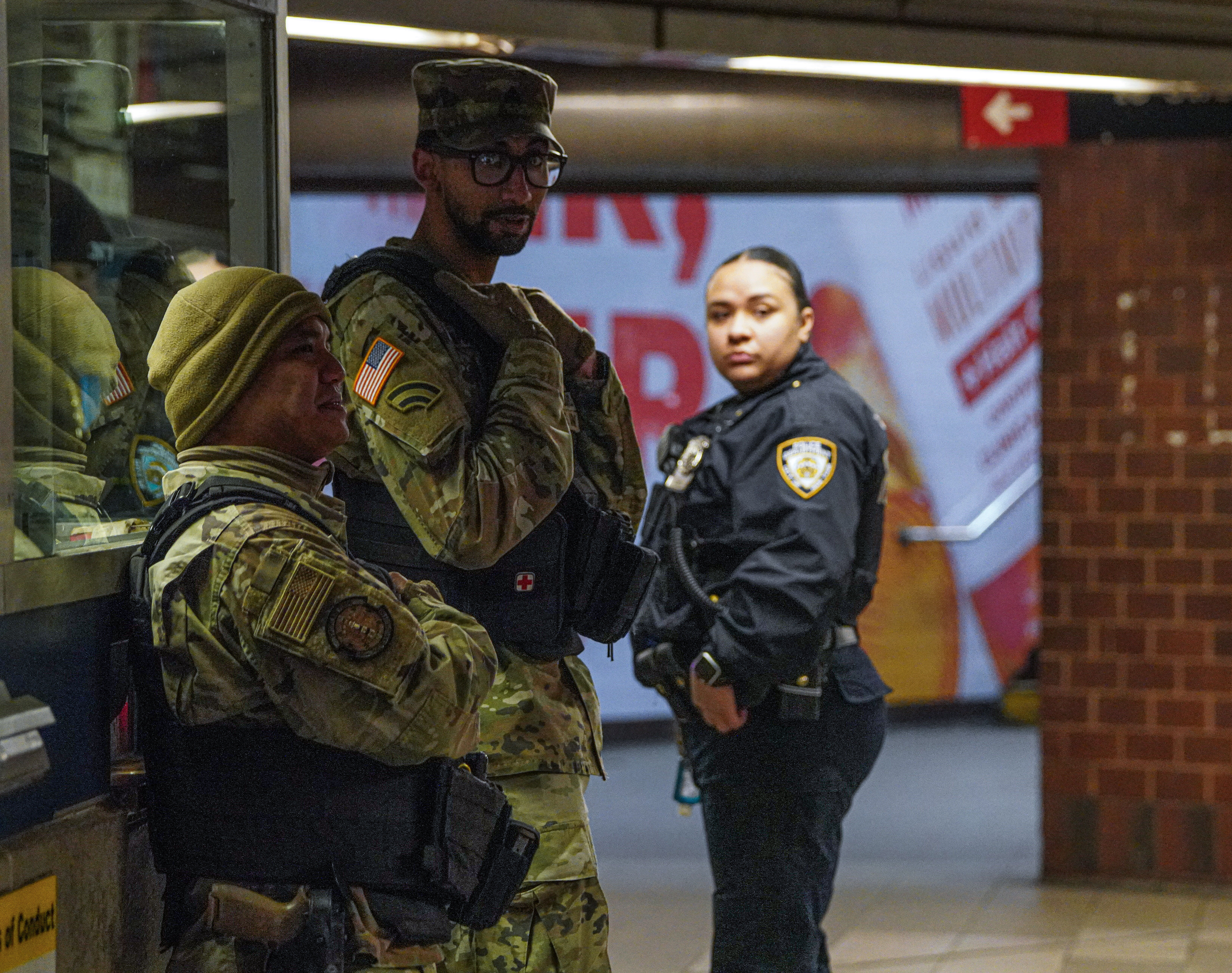 Subway safety: More cops, better lighting in stations highlighted in New York's $254 billion budget 2 Police in the subway