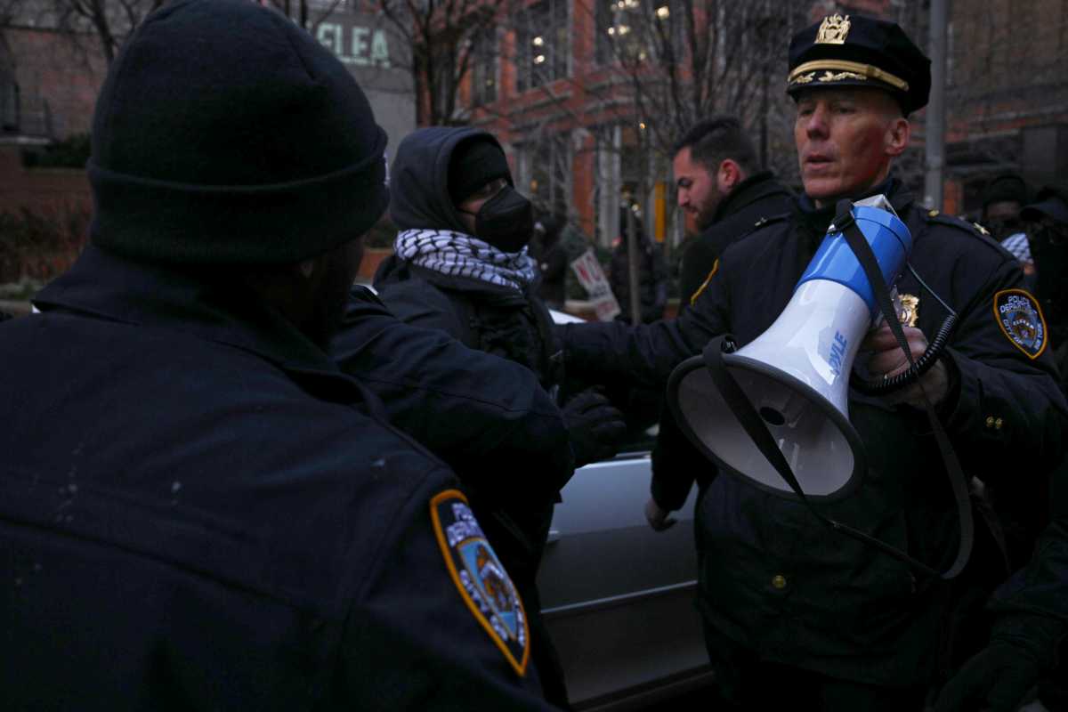 Protesters gather in lower Manhattan to denounce recent ICE activity in New York City 13
