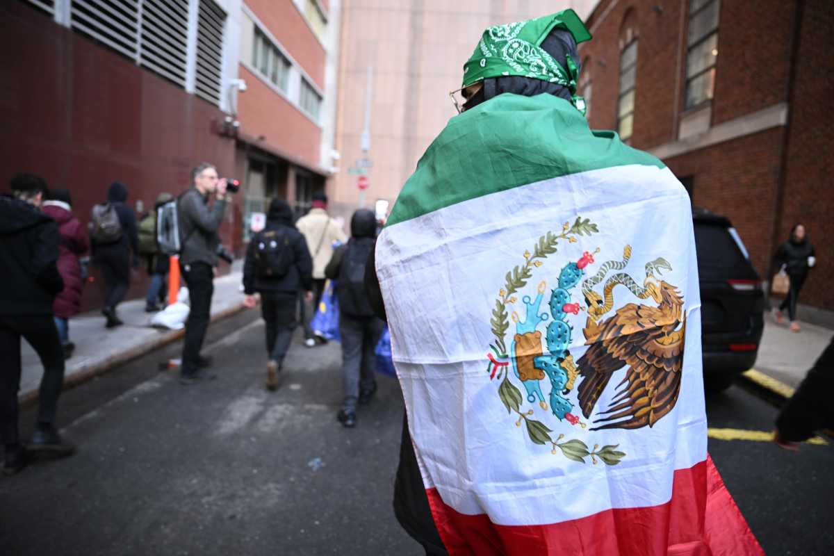 Protesters gather in lower Manhattan to denounce recent ICE activity in New York City 11