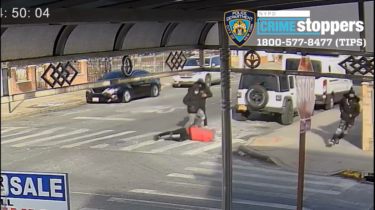 Queens shooting suspects open fire on teen in brazen assault: cops 2