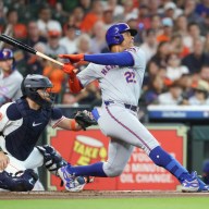 Mets' Carlos Mendoza on Yankees' torpedo bats: 'Nothing new for us' 16 Juan Soto Mets