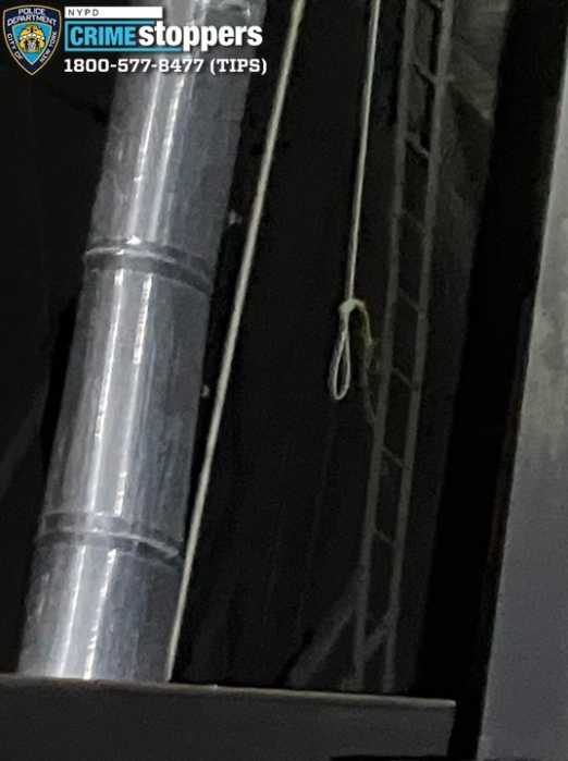 Hateful suspects hang noose from Queens rooftop: cops 5