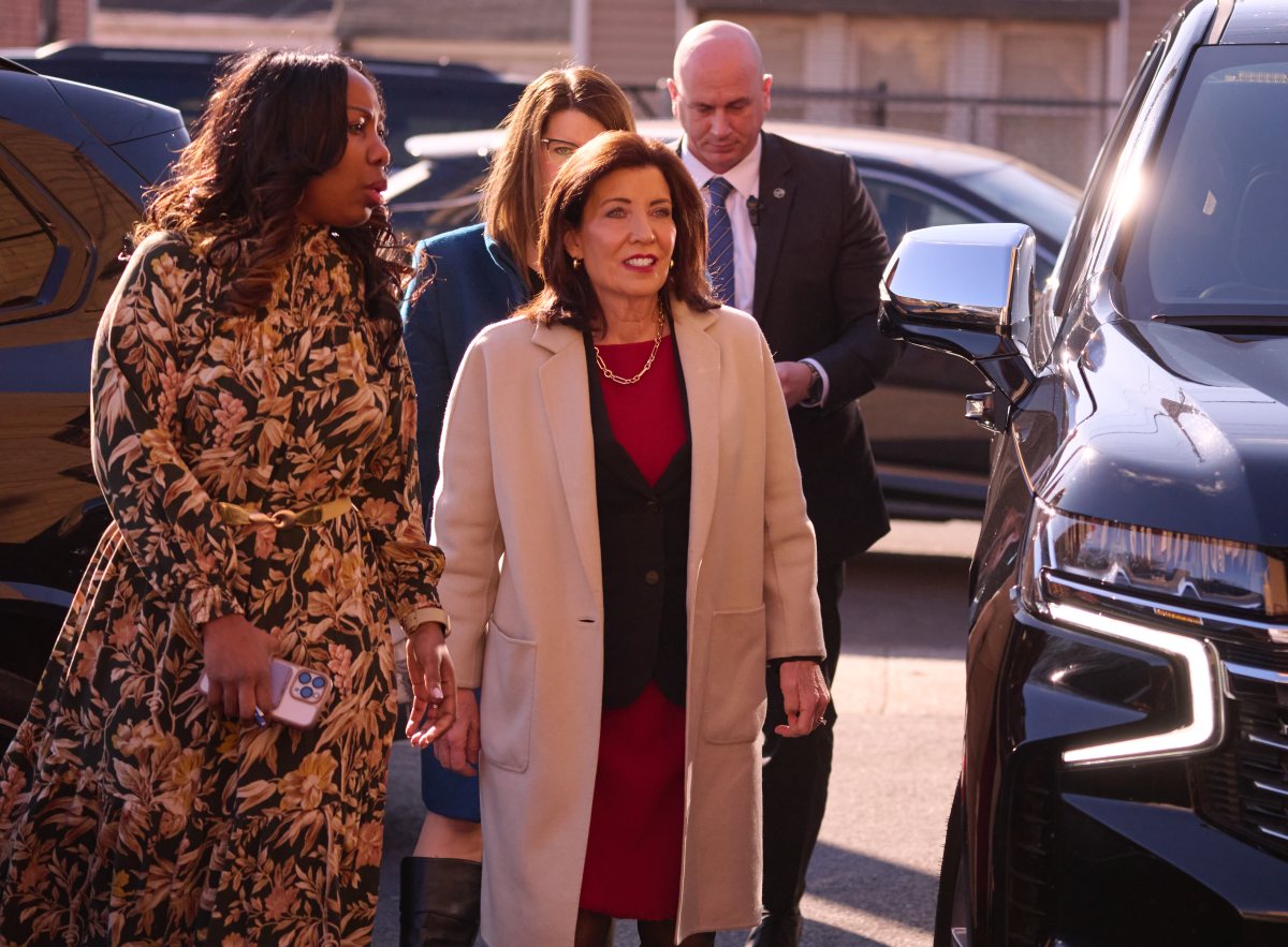 Hochul touts economic agenda, vows to fight Medicaid cuts in Sunday visits to Queens 2 Gov. Kathy Hochul arrives at Queens church