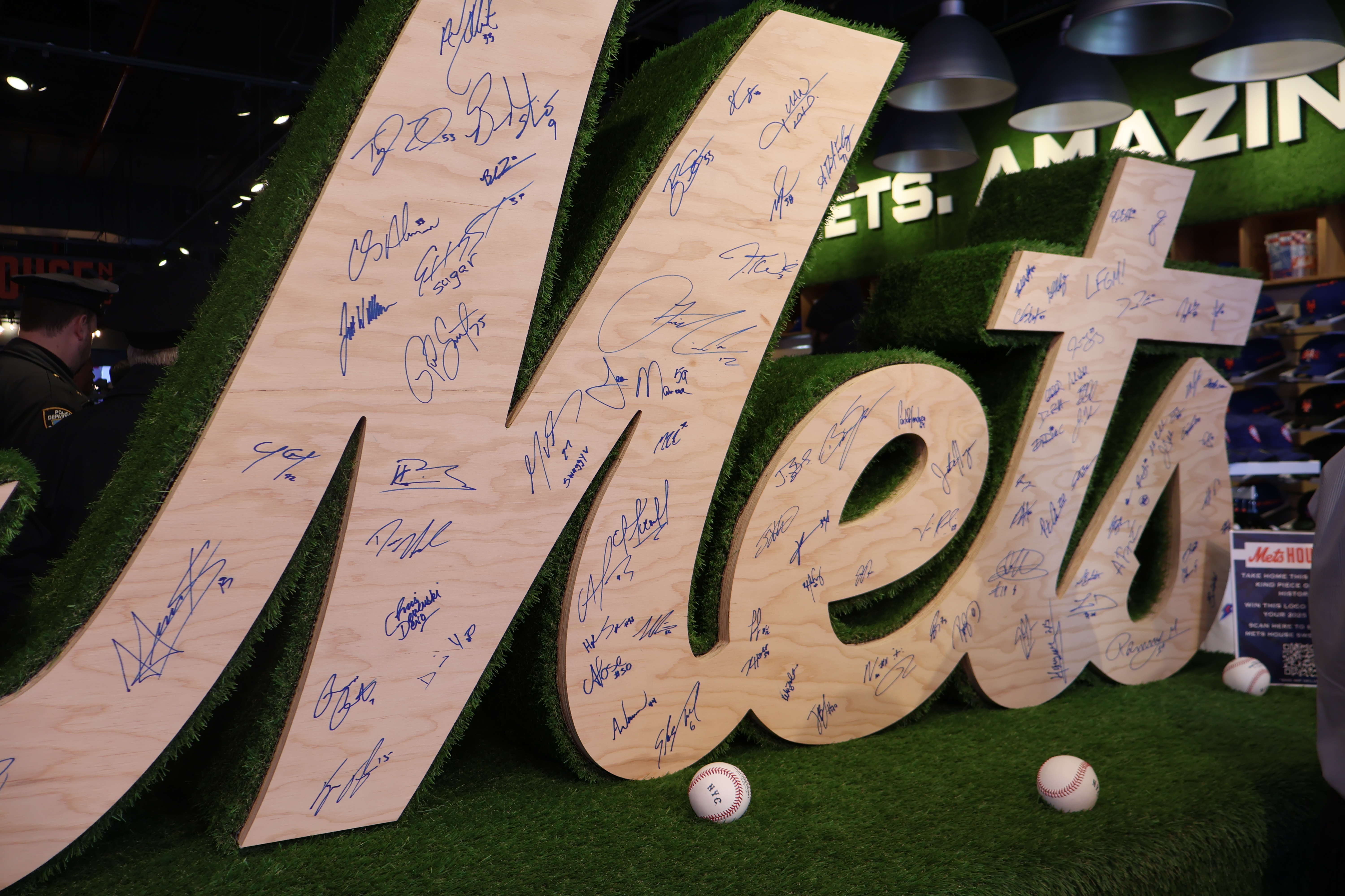 Mets House pop-up experience brings hype to Union Square 3 Mets House