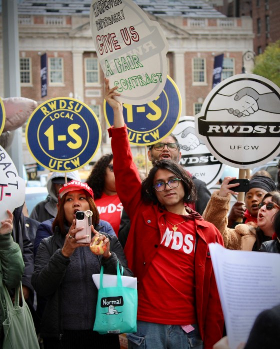 Barnes & Noble workers secure contracts that include major safety wins for retail workers, industry setting wages and healthcare.