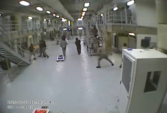 Center of chaos: 25 inmates and associates face major charges during crime sweep at infamous Brooklyn federal jail 2