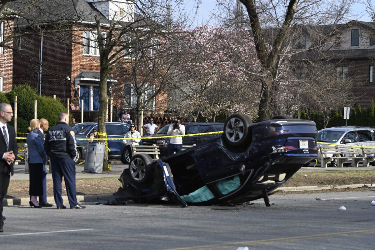 Mother and two children in Brooklyn killed in crash caused by driver with a suspended license: cops