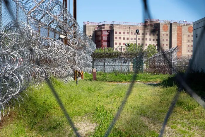Their report urges toward the need for inmate reduction, secure treatment beds, borough-based jail construction and better mental health resources.
