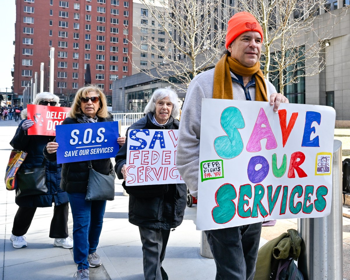 Federal workers protest outside Javits Center to rally against illegal mass firings | amNewYork