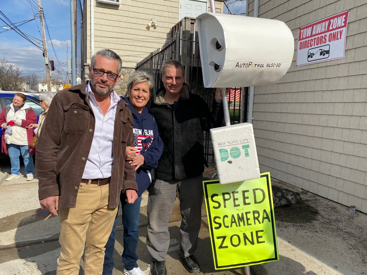 Staten Island residents rally against speed cameras as controversial program faces reauthorization in Albany
