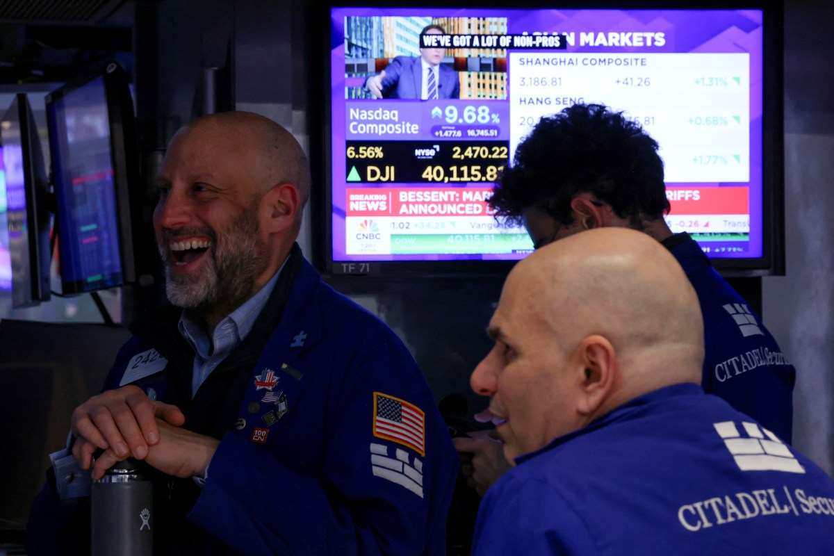 Wall Street stockbrokers happy after Trump tariff pause