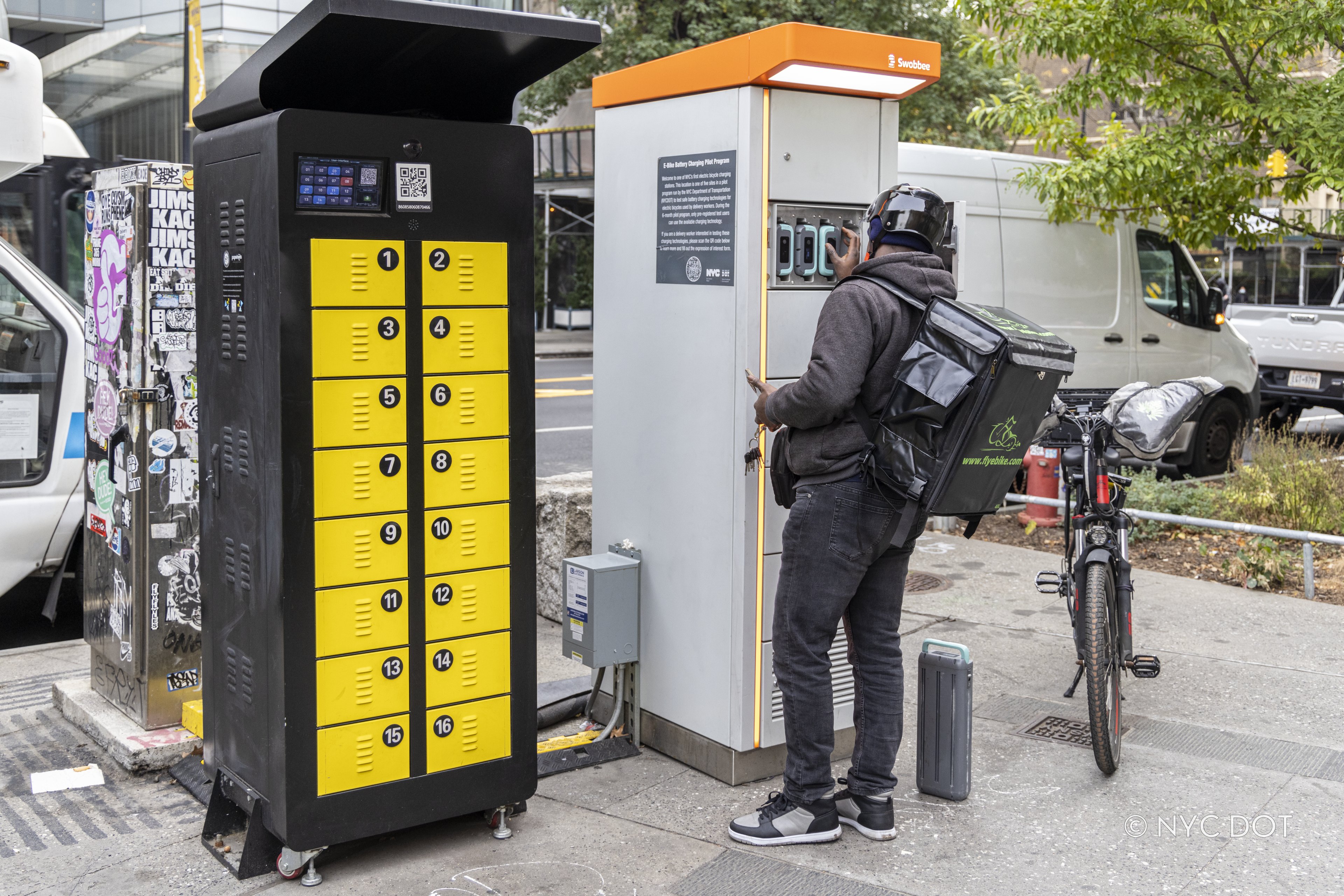 NYC Installs E-Bike Battery Chargers for Safety