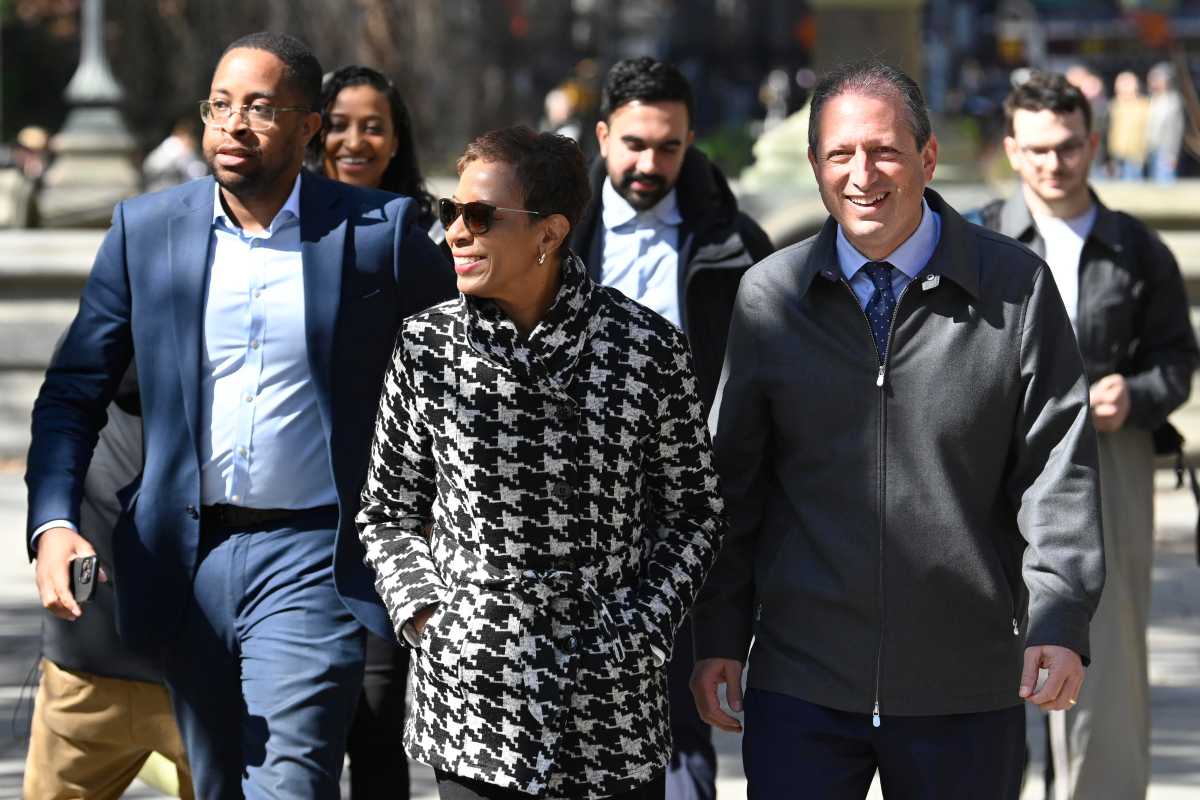 Left-wing mayoral contenders blast Cuomo's housing record, paint him as 'landlords' favorite' 3