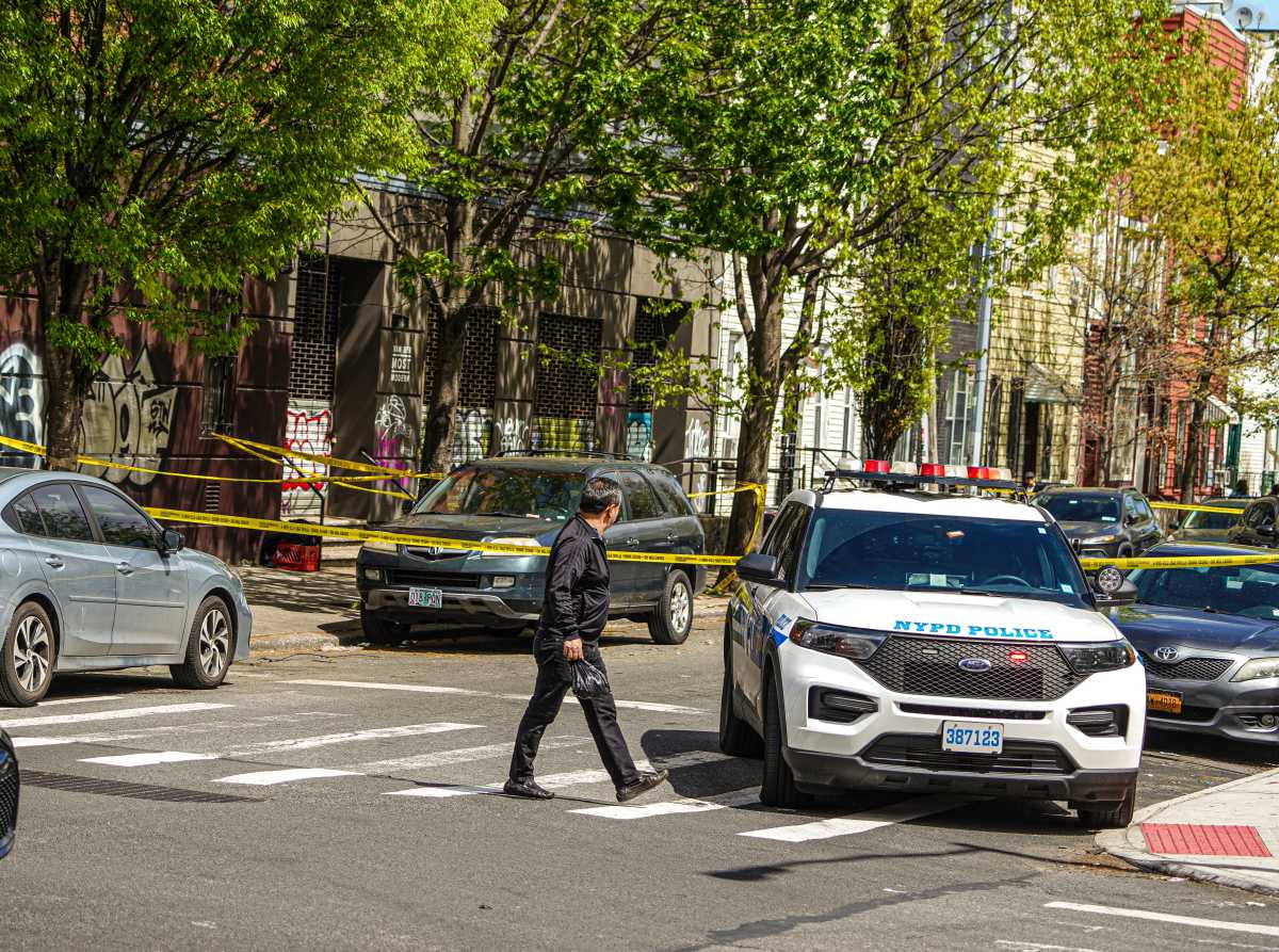 Person of interest questioned in deadly Brooklyn stabbing near playground 3