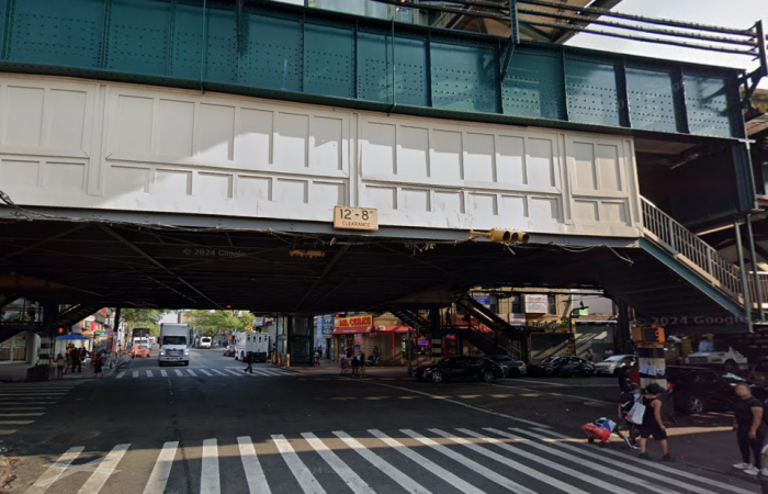 The intersection of Junction Blvd. and Roosevelt Ave where a 22-year-old was fatally stabbed on April 14 