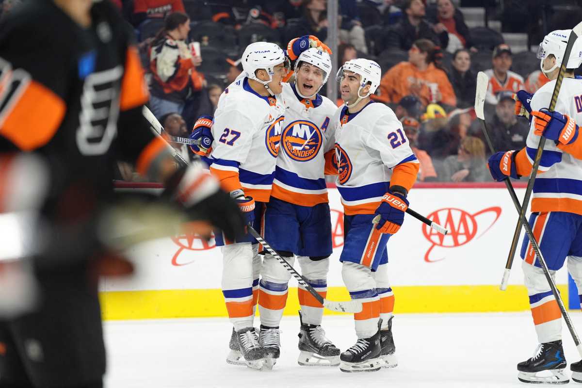 Anders Lee Bo Horvat Kyle Palmieri Islanders