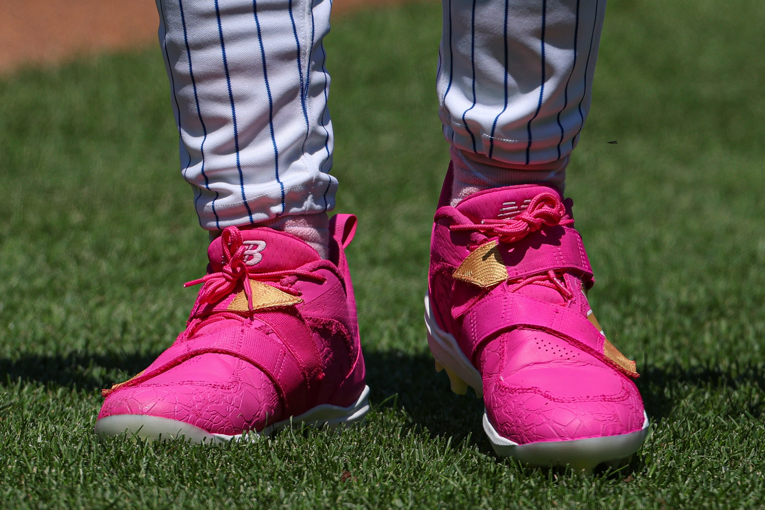 Spurned on by family, Mets' Francisco Lindor delivered Mother's Day heroics 4 Francisco Lindor cleats Mother's Day Mets