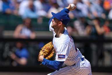 Mets starter Griffin Canning pitches against the Chicago Cubs