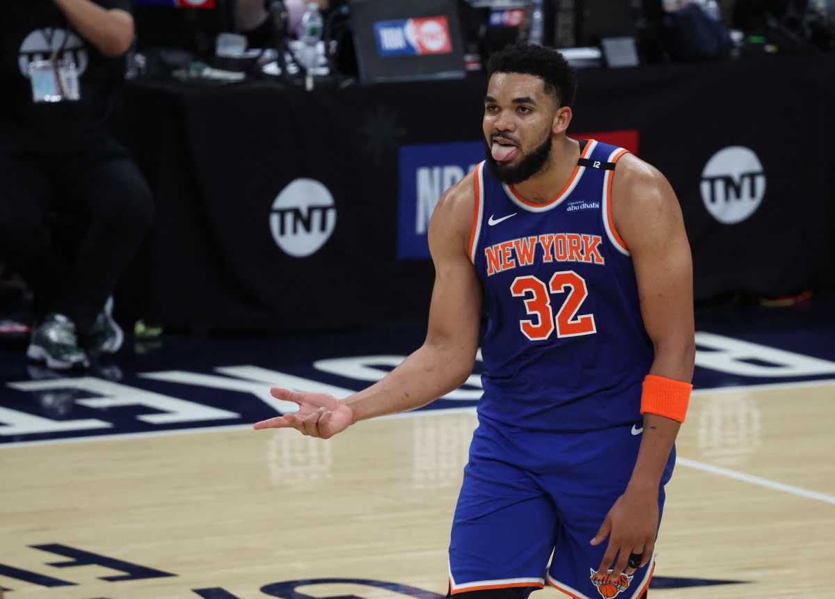Knicks' Karl-Anthony Towns celebrates against Pacers