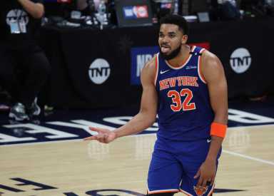 Knicks' Karl-Anthony Towns celebrates against Pacers