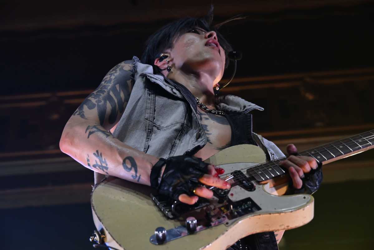 Blood trickles down MIYAVI’s hand at the Webster Hall show.