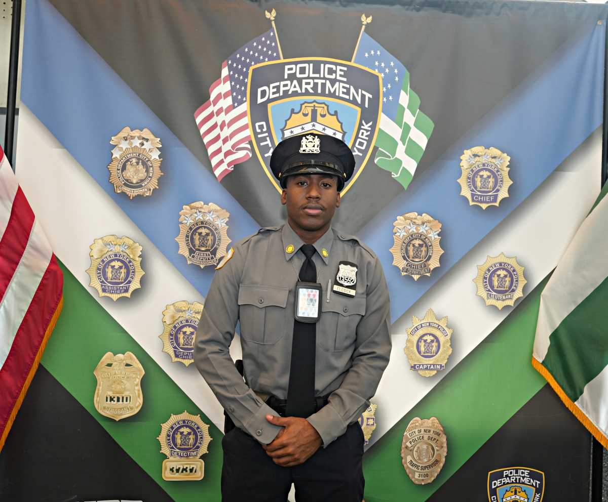 A police cadet stabbed in Queens achieves dream of becoming NYPD officer two years later: 'I never saw myself as being a hero' 2