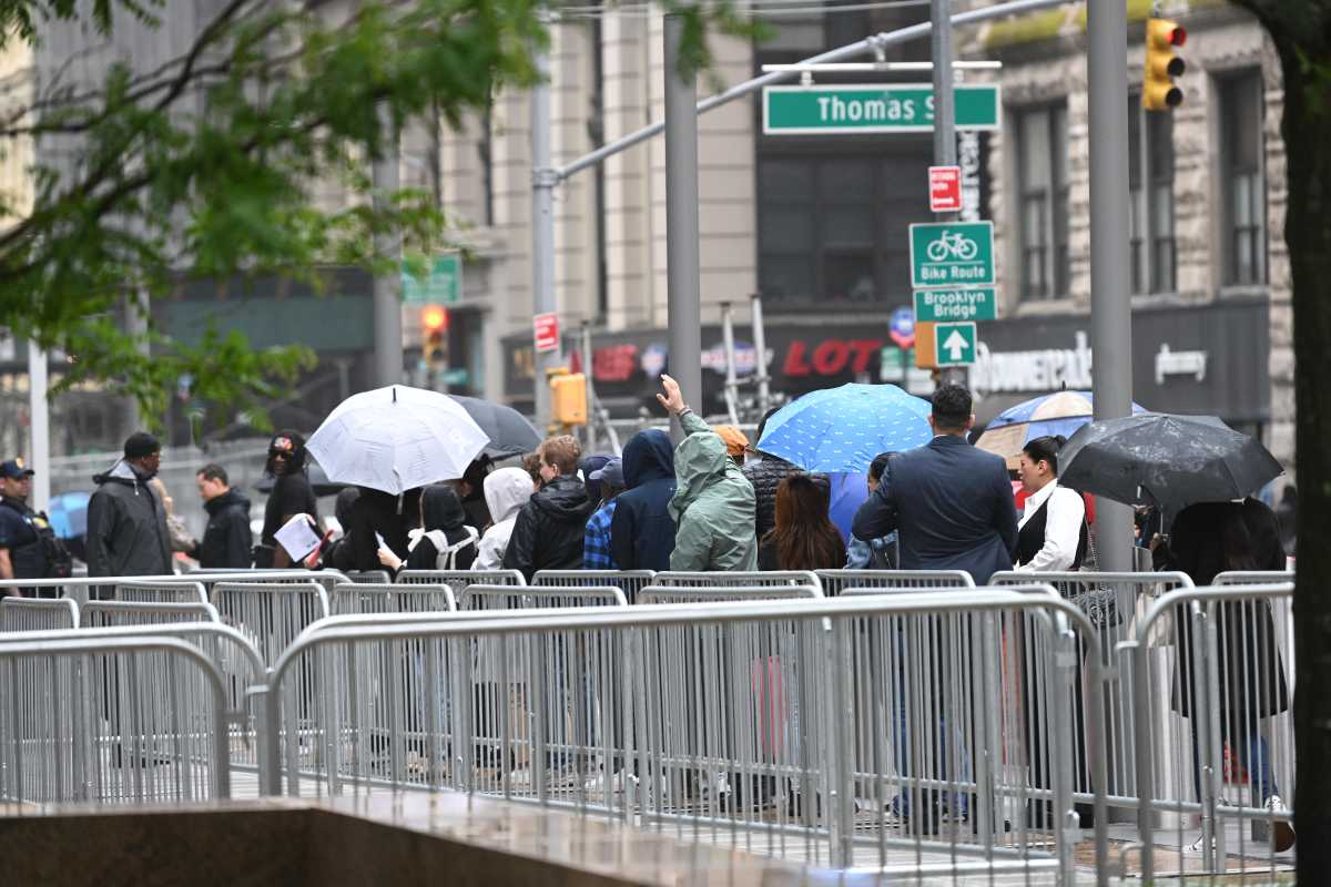 NYC Mayor's Race: Mamdani attacks Mayor Adams, Cuomo following ICE raids at Manhattan court 3