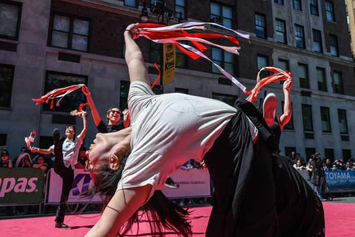 dancers in the Japan Parade