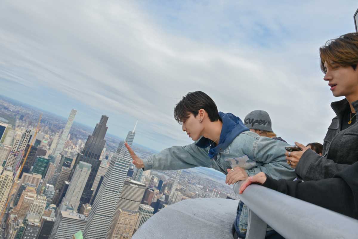 J-pop group One or Eight at the Empire State Building