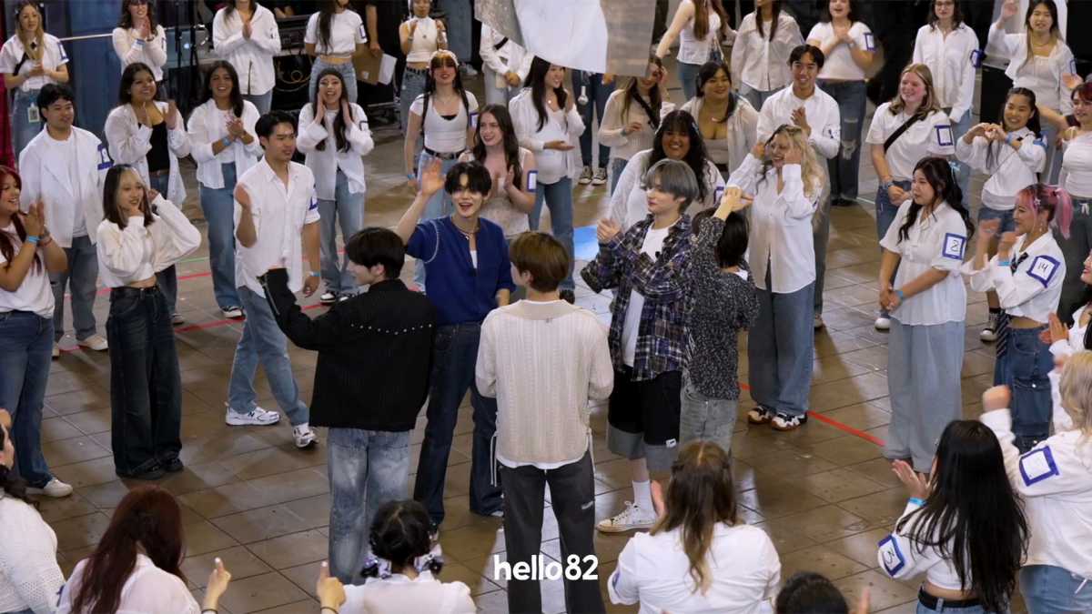 TXT dance with fans at hello82 LA 