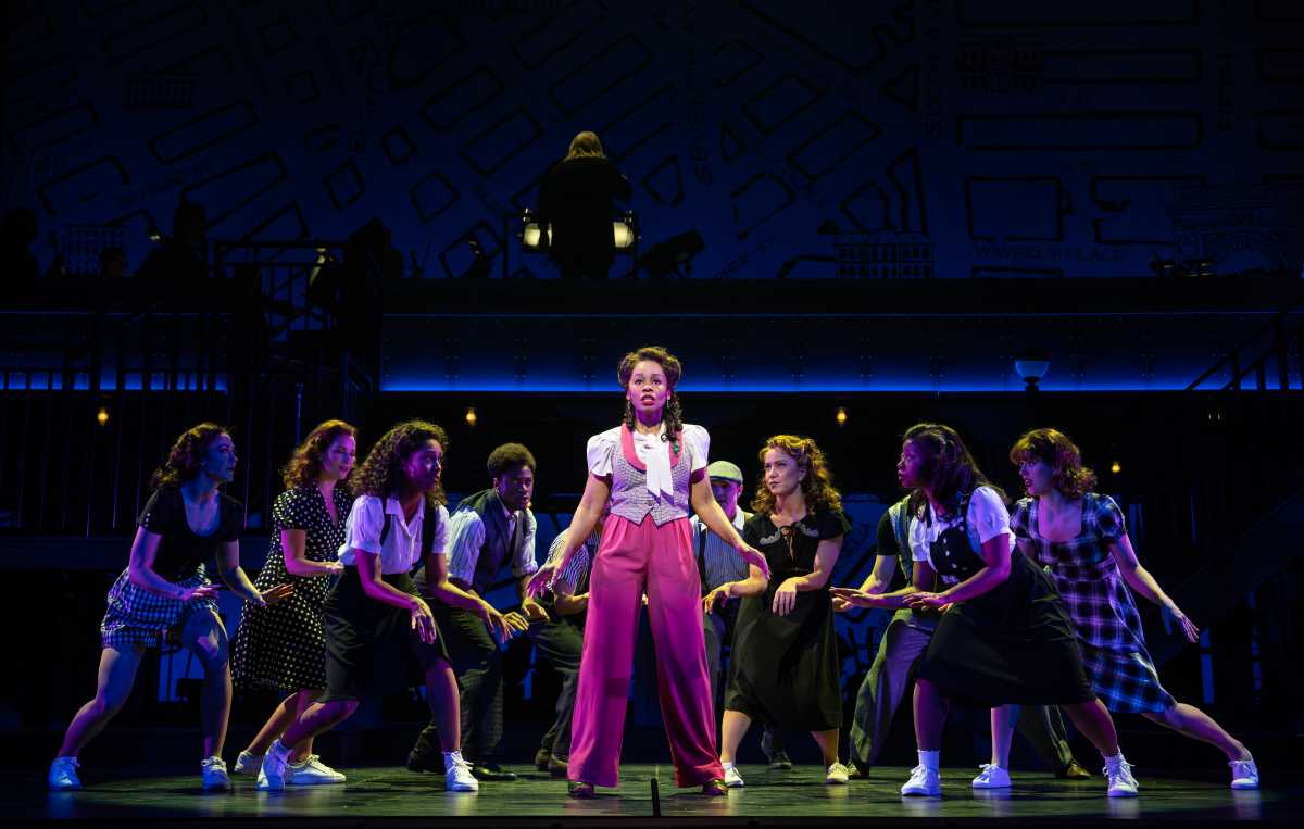 The cast of "Wonderful Town" at Encores!