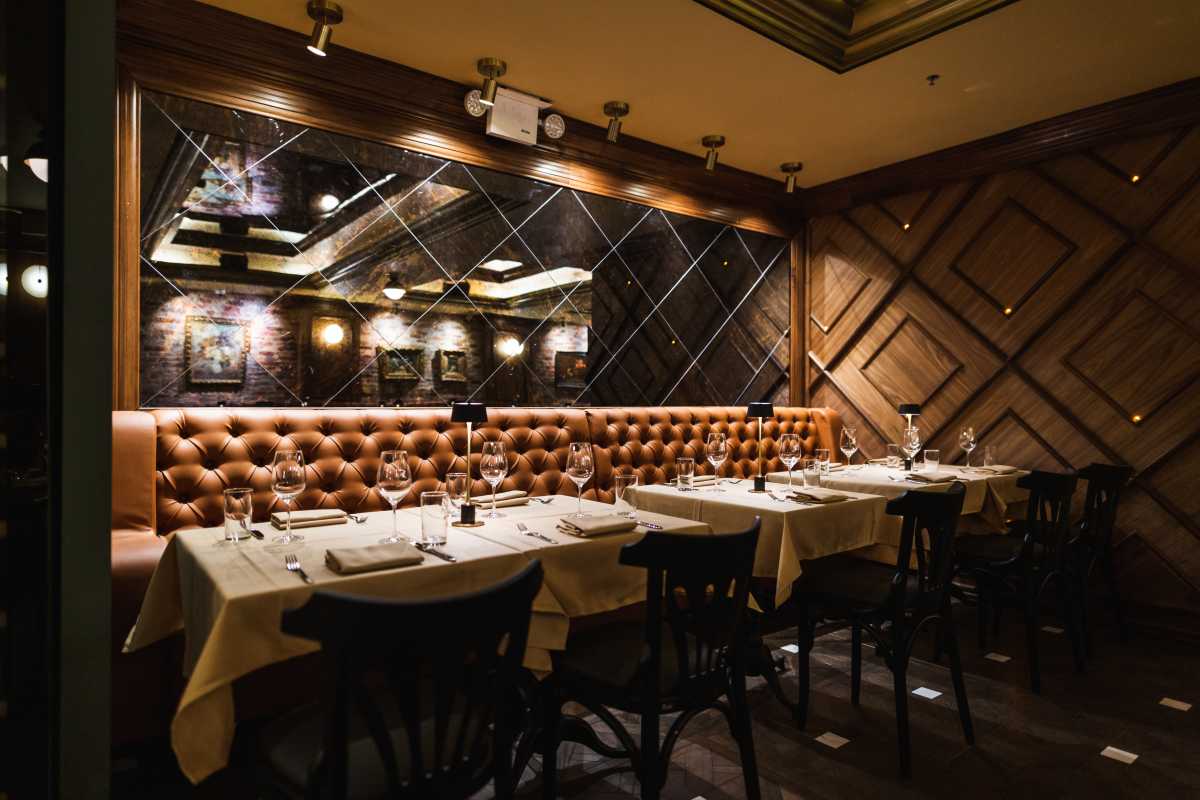 the consulate dining room