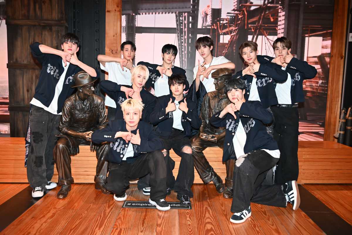 xikers does their Do or Die pose at the Empire State Building.