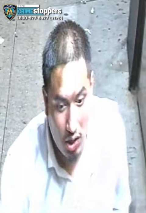 Suspect who stabbed man in Brooklyn