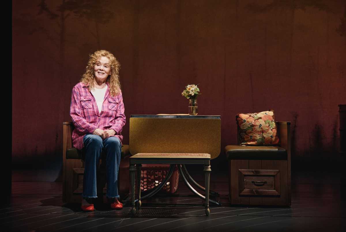 Jean Smart in "Call Me Izzy."