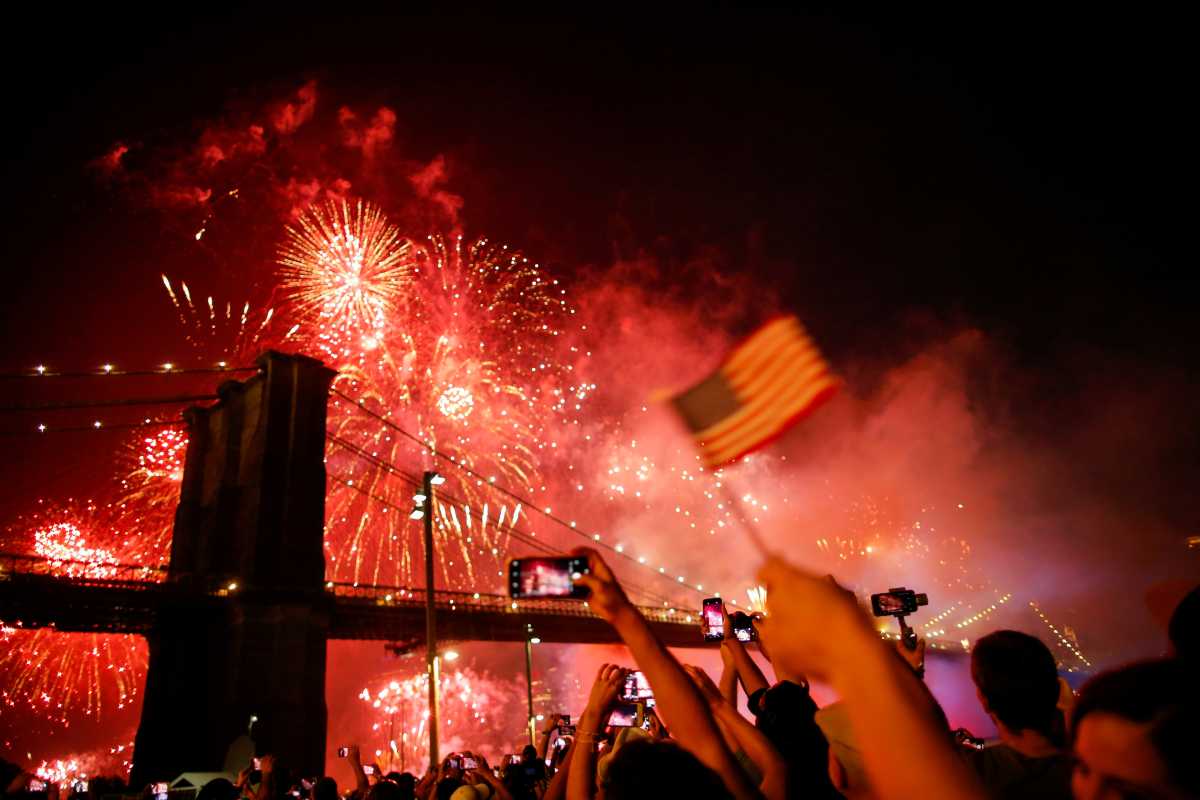Macy's July 4 fireworks on East River near Brooklyn Bridge