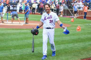 Mike Piazza Mets Alumni Classic Game