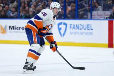 Alex Romanov Islanders