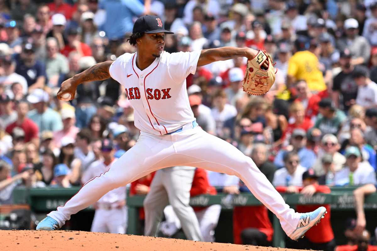Red Sox pitcher Brayan Bello pitching against the Yankees