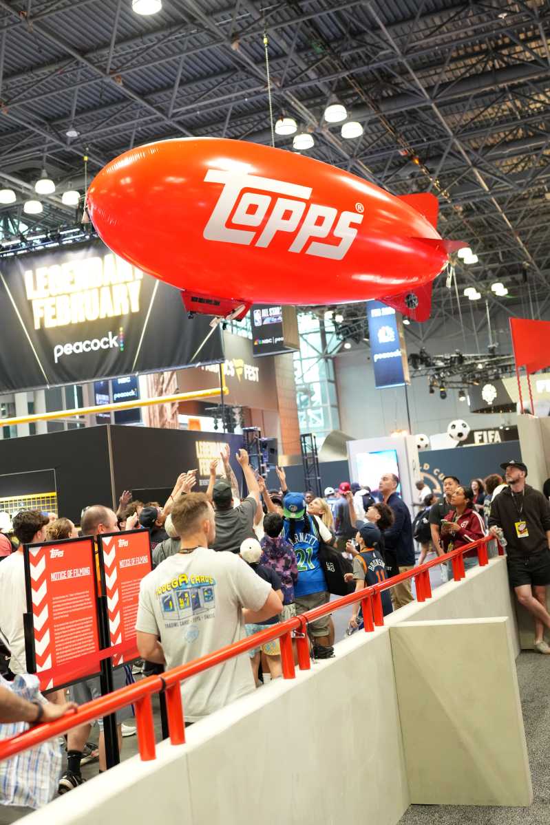 Fanatics Fest explodes with 125,000 fans attending 3-day event at Javits Center | amNewYork