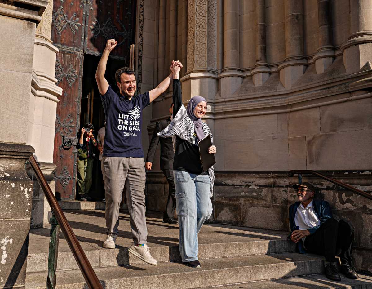 Mahmoud Khalil recounts grim ICE detention conditions during rally after his release: It's so normal to see men cry' | amNewYork