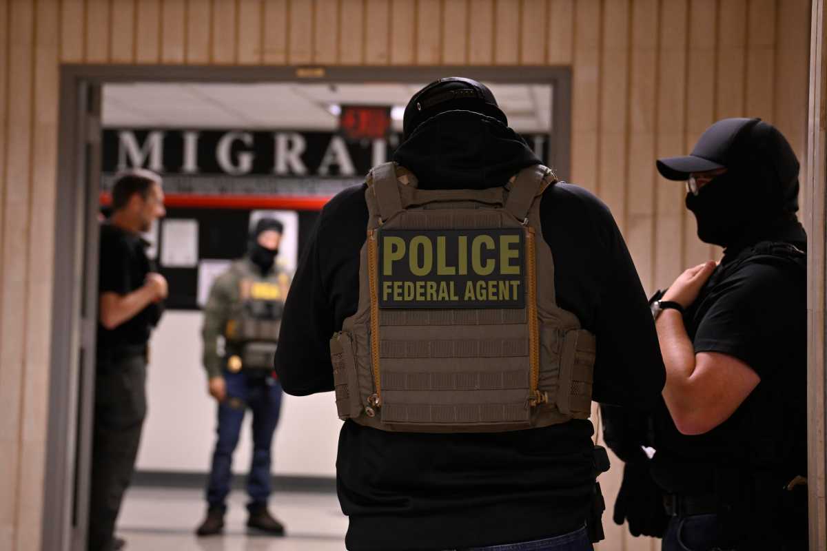 ICE agent at Manhattan immigration court