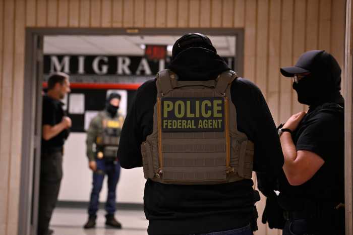 ICE agent at Manhattan immigration court