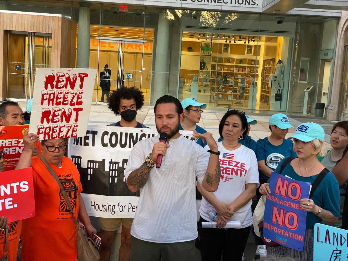 Going up: Rent Guidelines Board approves rent hikes on city’s stabilized units 4